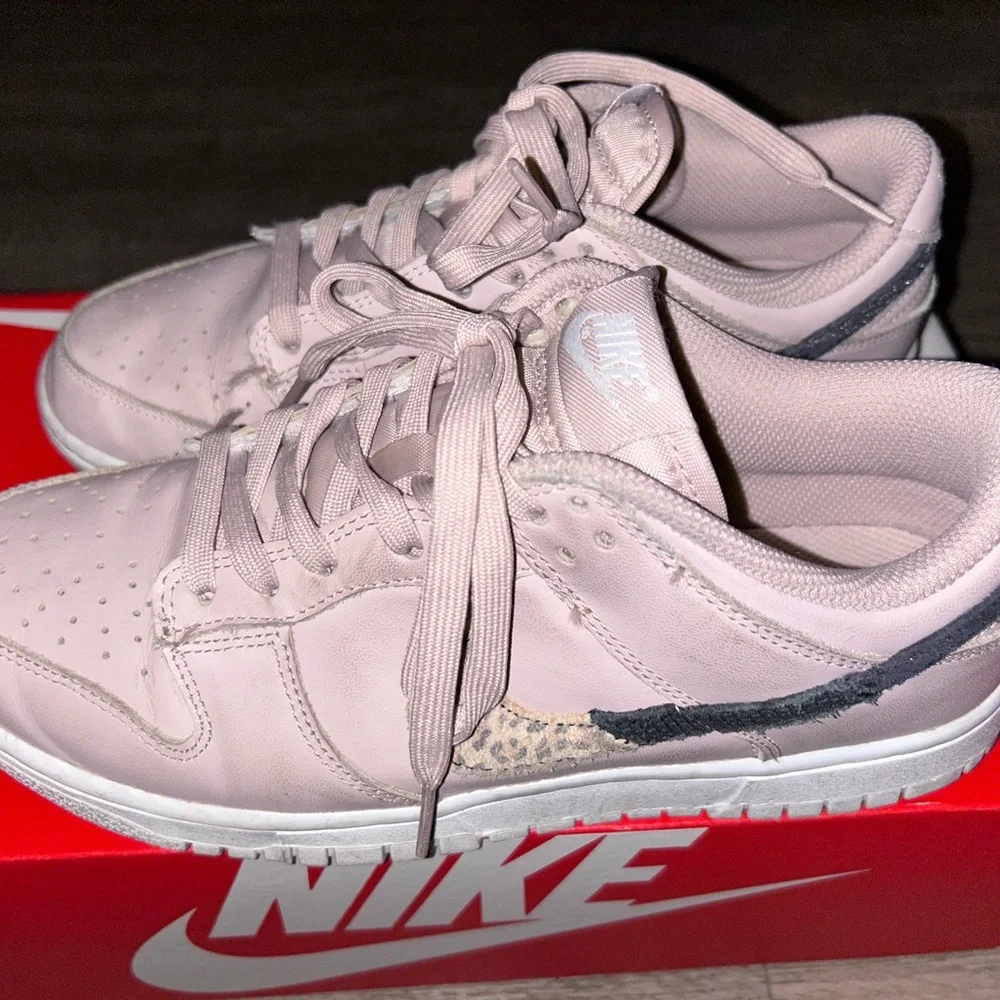 Nike Dunks - Picture 5 of 6